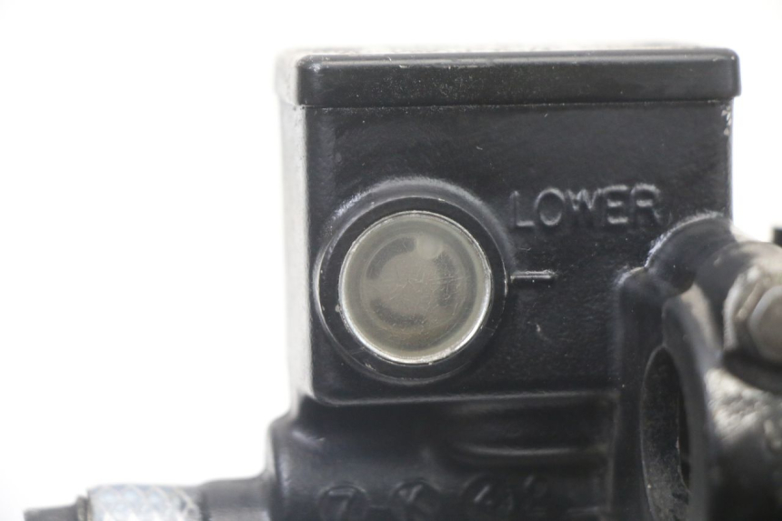 photo de FRONT MASTER CYLINDER HONDA FES S-WING SWING ABS 125 (2007 - 2015)
