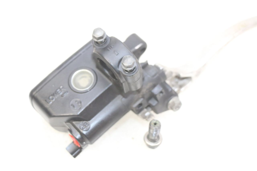 photo de FRONT BRAKE MASTER CYLINDER HONDA FJS SILVERWING SILVER WING 400 (2009 - 2016)