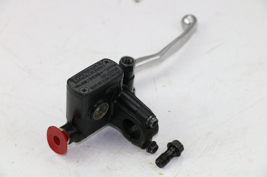 photo de FRONT BRAKE MASTER CYLINDER HONDA PCX (JF28) 125 (2009 - 2011)