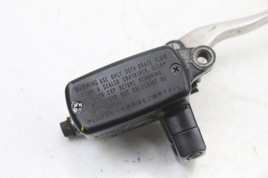 photo de FRONT BRAKE MASTER CYLINDER HONDA VT C2 SHADOW 750 (1997 - 2001)