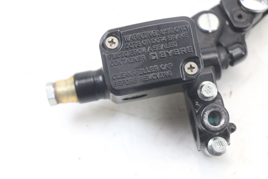 photo de FRONT BRAKE MASTER CYLINDER HUSQVARNA SVARTPILEN 401 (2018 - 2023)