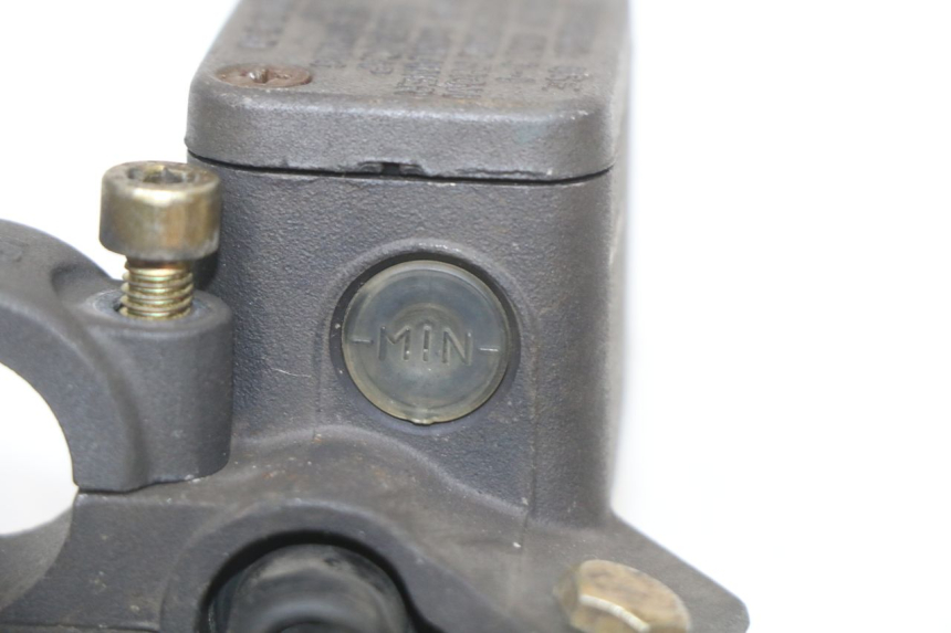 photo de FRONT BRAKE MASTER CYLINDER RENAULT KOURANOS 125 (2001 - 2004)