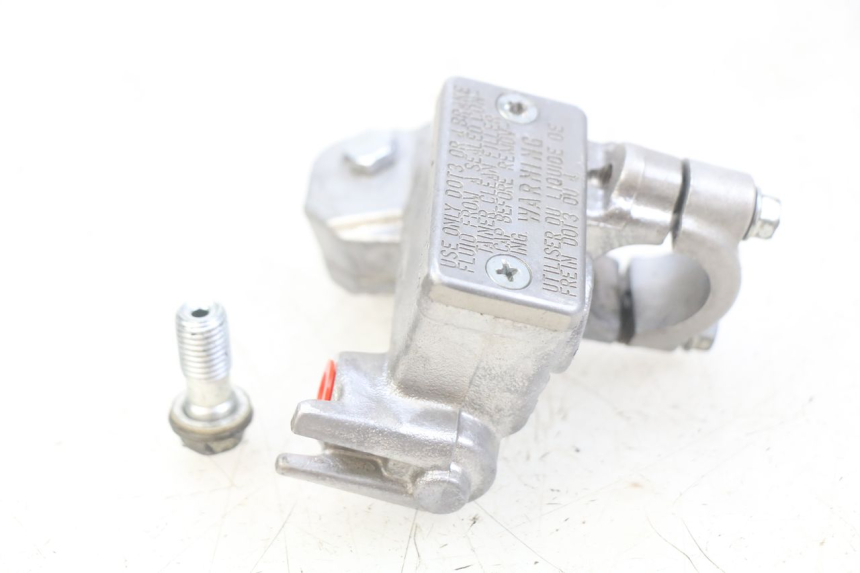photo de FRONT BRAKE MASTER CYLINDER KAWASAKI KX 85 (2014 - 2021)