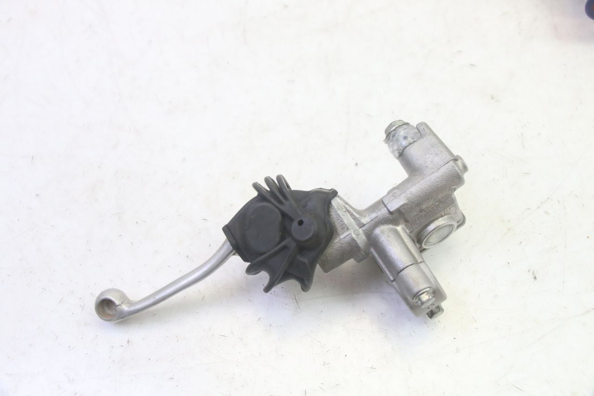 photo de FRONT BRAKE MASTER CYLINDER KAWASAKI KXF KX-F 250 (2017 - 2019) - Product overview
