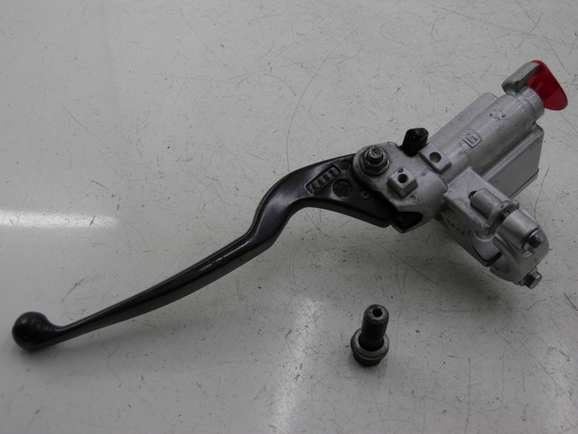 photo de FRONT BRAKE MASTER CYLINDER KYMCO AGILITY CITY 4T 50 (2008 - 2016) - Technical close-up