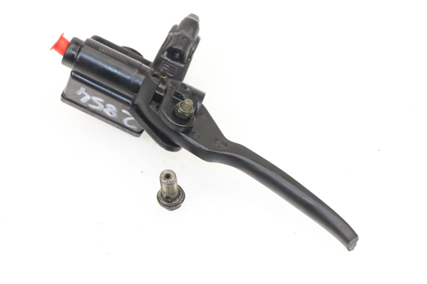 photo de FRONT BRAKE MASTER CYLINDER GINELLI LJ50QT 2T 50 (2009 - 2012)