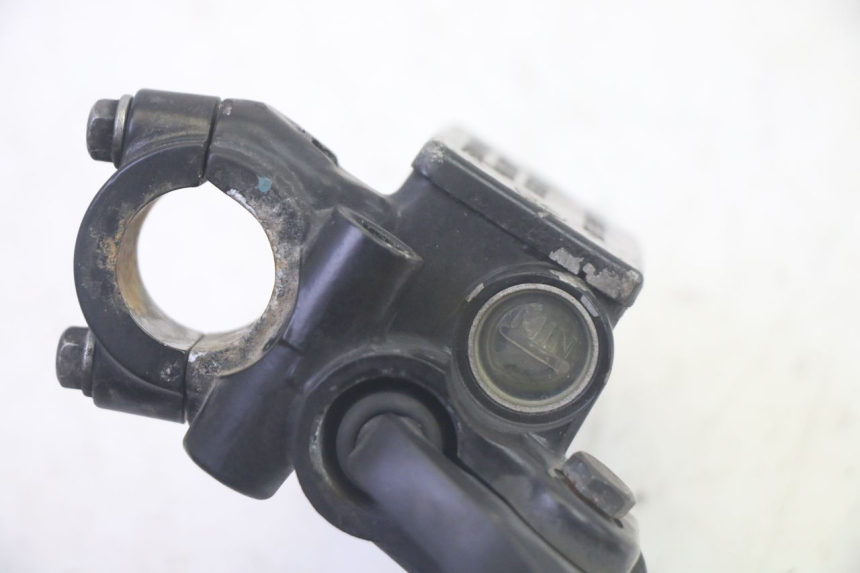 photo de FRONT BRAKE MASTER CYLINDER PEUGEOT LUDIX 50 (2008 - 2017) - Technical close-up