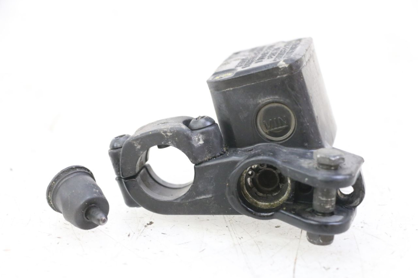 photo de FRONT MASTER CYLINDER PIAGGIO MP3 LT 400 (2007 - 2012)