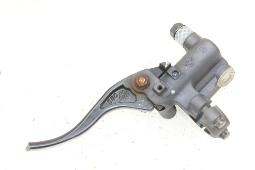 photo de FRONT BRAKE MASTER CYLINDER HONDA NSR R 125 (1994 - 2003) - Technical close-up