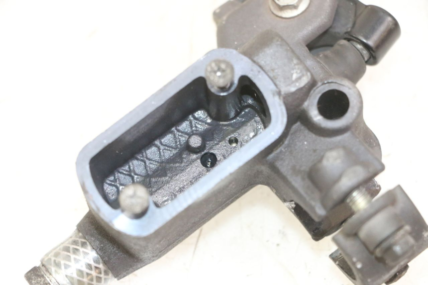 photo de FRONT MASTER CYLINDER PEUGEOT ELYSTAR 50 (2002 - 2014)