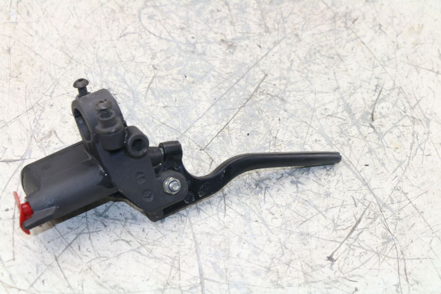 photo de FRONT BRAKE MASTER CYLINDER PEUGEOT JET FORCE TSDI 50 (2003 - 2009) - Component detail