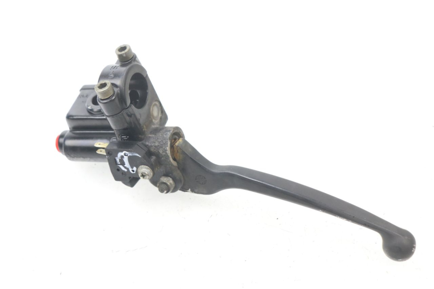 photo de FRONT MASTER CYLINDER PEUGEOT KISBEE 4T 50 (2010 - 2017)