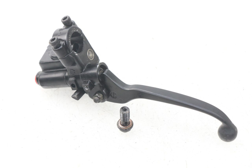 photo de FRONT MASTER CYLINDER PEUGEOT KISBEE 4T 50 (2010 - 2017)