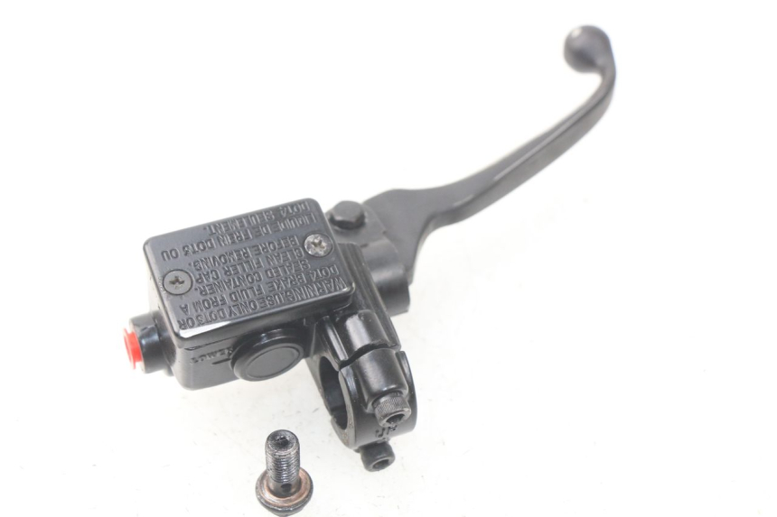 photo de FRONT MASTER CYLINDER PEUGEOT KISBEE 4T 50 (2010 - 2017)