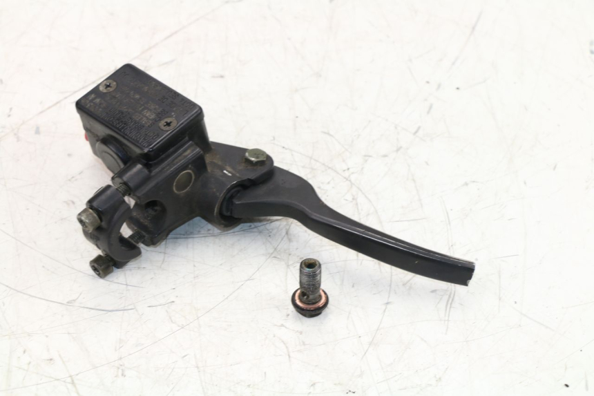 photo de FRONT MASTER CYLINDER PEUGEOT KISBEE 4T 50 (2010 - 2017)