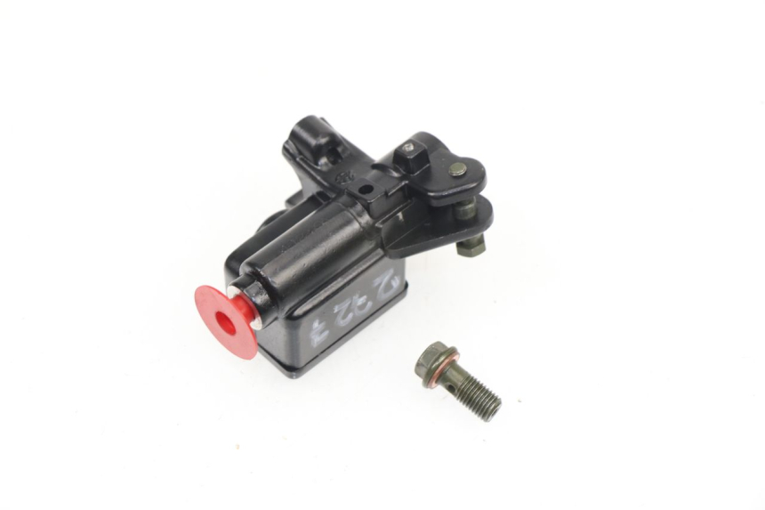 photo de FRONT MASTER CYLINDER PEUGEOT KISBEE 4T 50 (2010 - 2017)