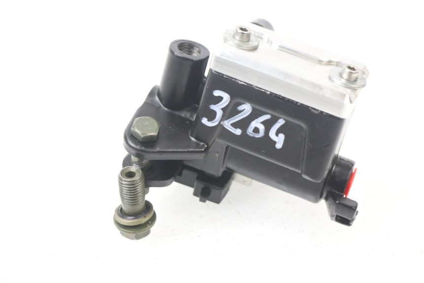 photo de FRONT BRAKE MASTER CYLINDER PEUGEOT LUDIX 50 (2008 - 2017)