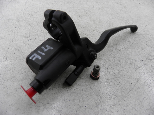 photo de FRONT BRAKE MASTER CYLINDER PIAGGIO CARNABY 125 (2007 - 2011)