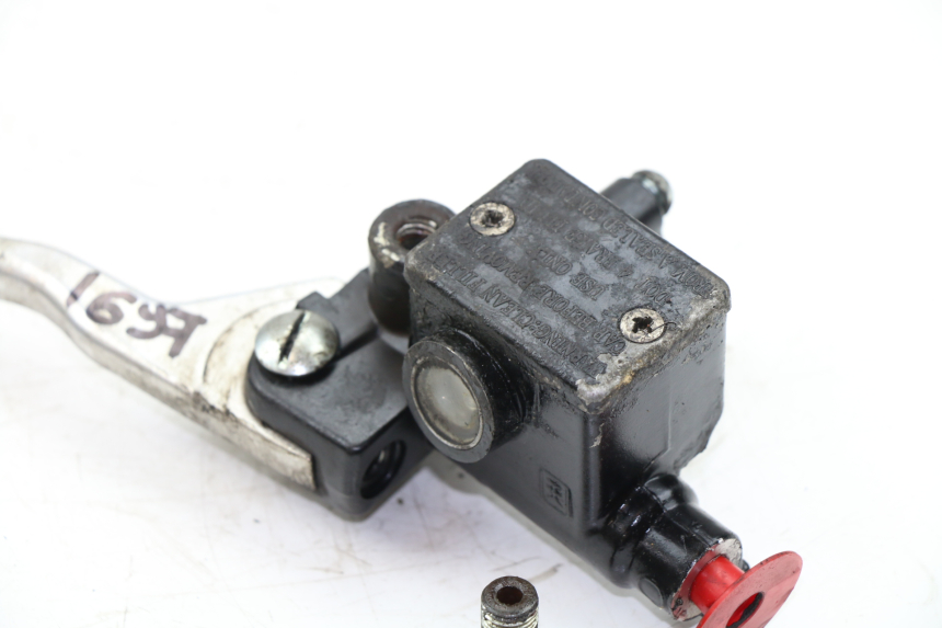 photo de FRONT BRAKE MASTER CYLINDER PIAGGIO TYPHOON 50 (2000 - 2009)