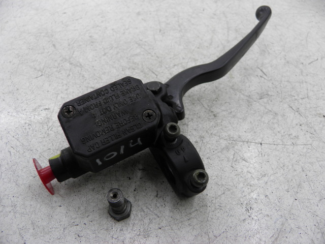 photo de FRONT BRAKE MASTER CYLINDER PIAGGIO X8 125 (2004 - 2007)