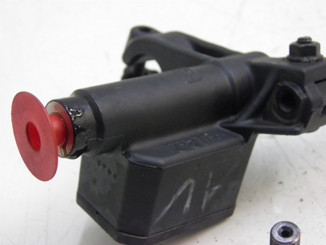 photo de FRONT BRAKE MASTER CYLINDER PIAGGIO X8 125 (2004 - 2007)