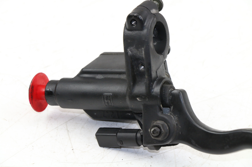 photo de FRONT BRAKE MASTER CYLINDER PIAGGIO X8 125 (2004 - 2007)