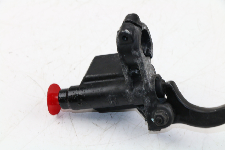 photo de FRONT BRAKE MASTER CYLINDER PIAGGIO X8 125 (2004 - 2007)