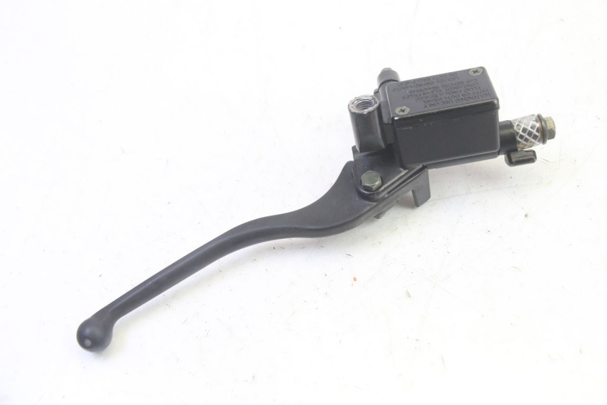 photo de FRONT BRAKE MASTER CYLINDER EFUN PUSA 1 - Technical close-up