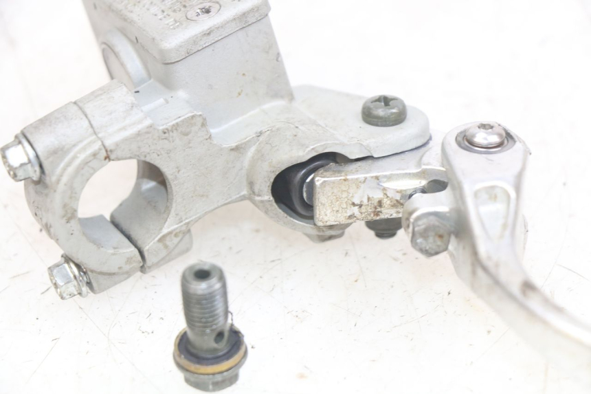 photo de FRONT MASTER CYLINDER YCF R-START 125
