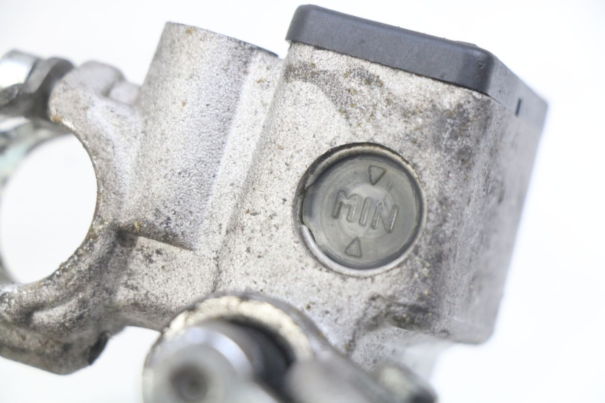 photo de FRONT MASTER CYLINDER PEUGEOT SATELIS 125 (2006 - 2009)