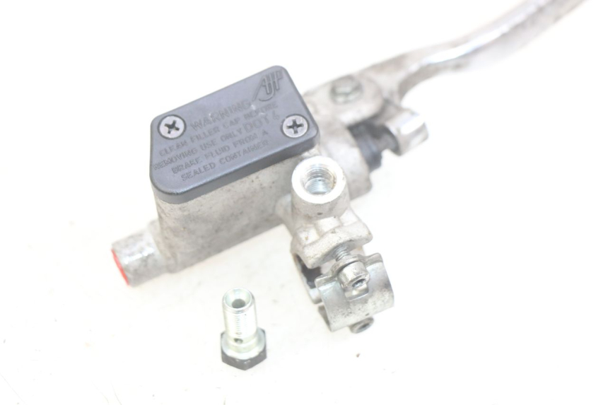 photo de FRONT MASTER CYLINDER PEUGEOT SATELIS 125 (2006 - 2009)