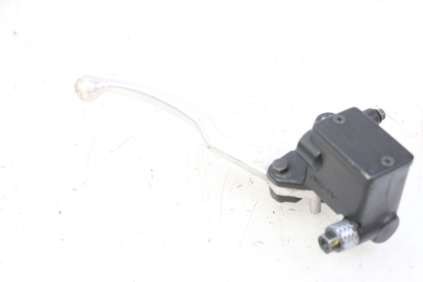 photo de FRONT BRAKE MASTER CYLINDER PEUGEOT SATELIS 125 (2013 - 2018)