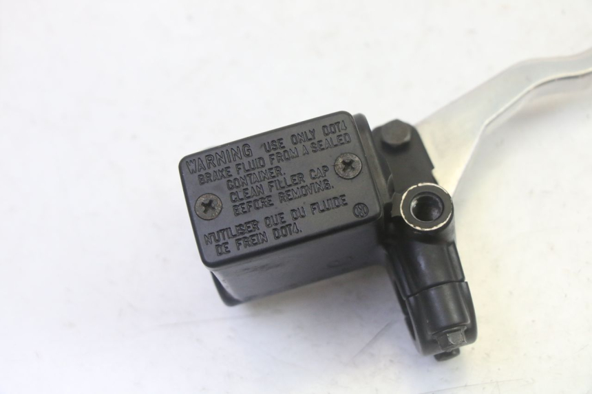 photo de FRONT BRAKE MASTER CYLINDER PEUGEOT SATELIS 125 (2010 - 2012)