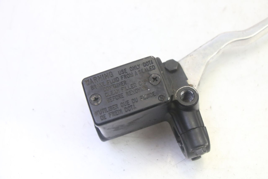 photo de FRONT MASTER CYLINDER PEUGEOT SATELIS 125 (2006 - 2009)