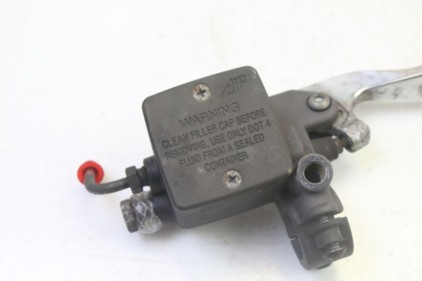 photo de FRONT MASTER CYLINDER PEUGEOT SATELIS 125 (2006 - 2009)