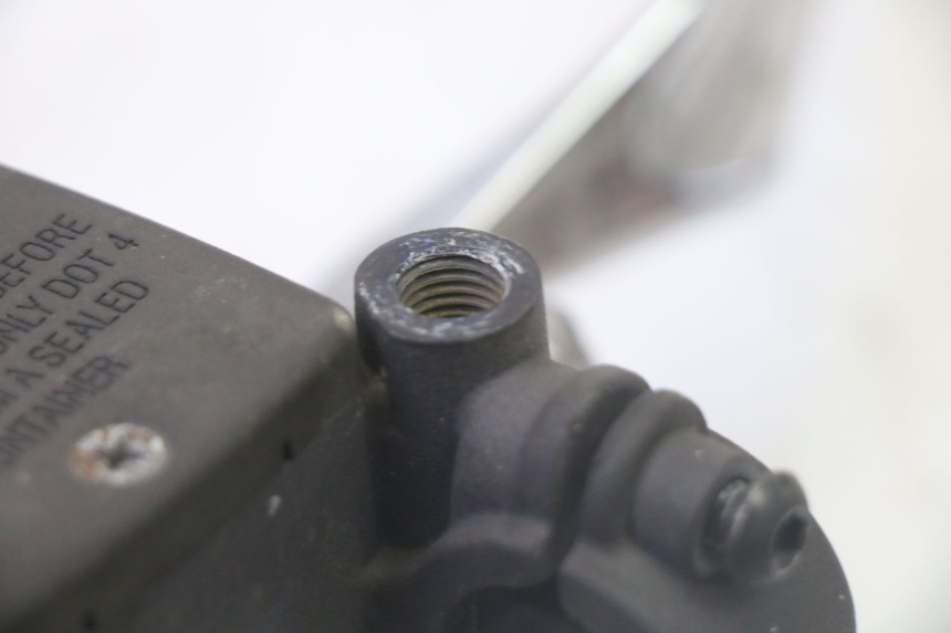 photo de FRONT MASTER CYLINDER PEUGEOT SATELIS 125 (2006 - 2009)