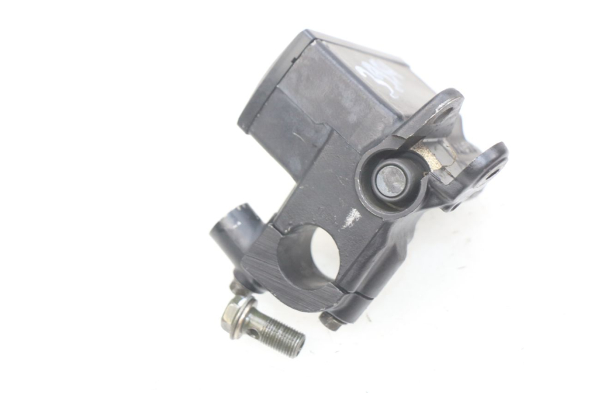 photo de FRONT BRAKE MASTER CYLINDER SUZUKI SV N 650 (1999 - 2002)