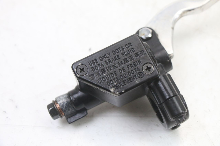 photo de FRONT BRAKE MASTER CYLINDER SYM FIDDLE 3 III 125 (2014 - 2020)