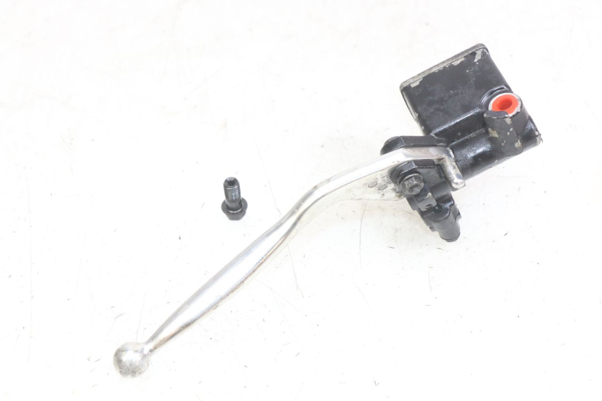 photo de FRONT BRAKE MASTER CYLINDER SYM GTS EFI 125 (2012 - 2016)