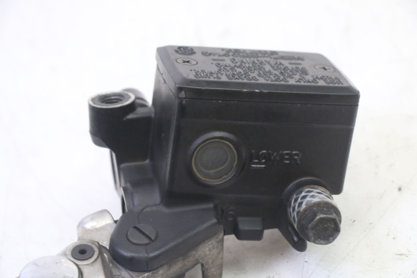 photo de FRONT BRAKE MASTER CYLINDER YAMAHA TDM ABS 900 (2002 - 2014)