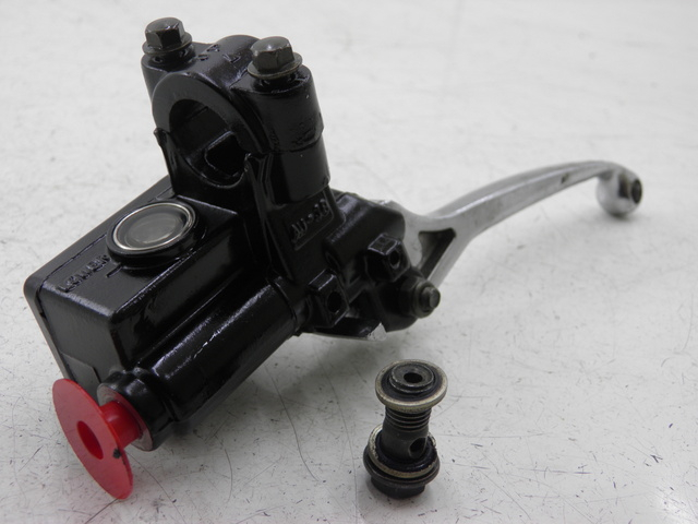 photo de FRONT BRAKE MASTER CYLINDER TNT MOTOR ROMA 10' 4T 50 (2007 - 2018)