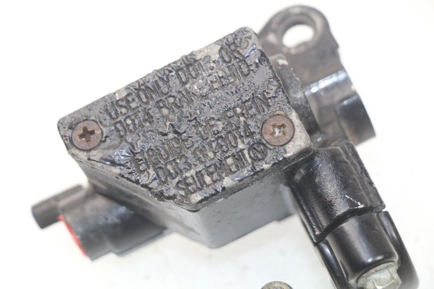 photo de FRONT BRAKE MASTER CYLINDER PEUGEOT TWEET 125 (2010 - 2017) - Product overview