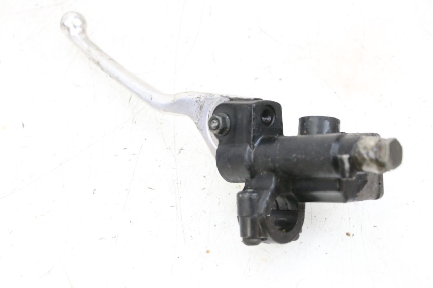 photo de FRONT MASTER CYLINDER PIAGGIO VESPA GTS SUPER IE 125 (2009 - 2016) - Product overview