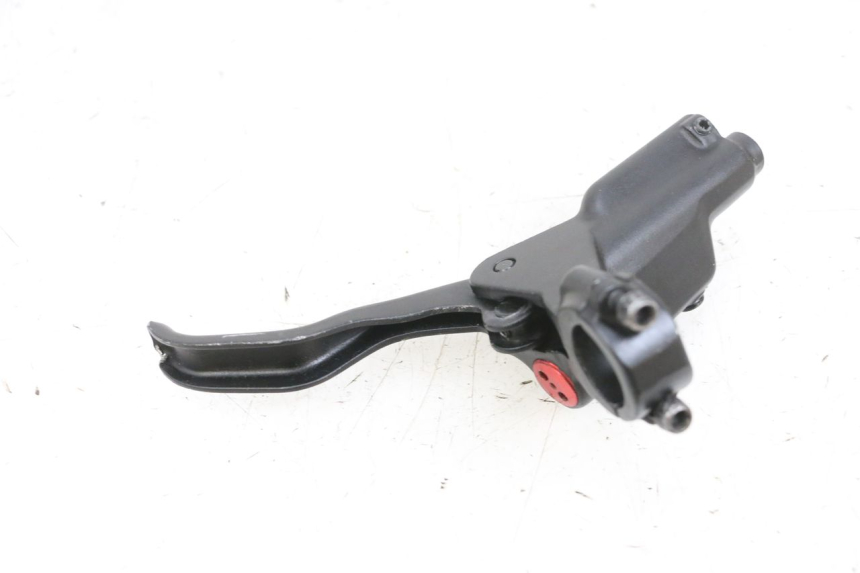 photo de FRONT MASTER CYLINDER DUALTRON VICTOR LIMITED 1