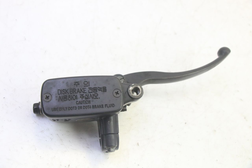 photo de FRONT MASTER CYLINDER DAELIM VJ ROADWIN FI 125 (2008 - 2017) - Main view