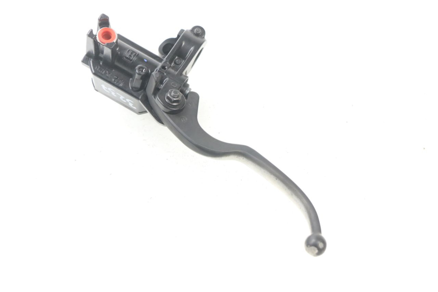 photo de FRONT BRAKE MASTER CYLINDER YAMAHA XMAX X-MAX ABS 125 (2014 - 2016) - Alternative perspective
