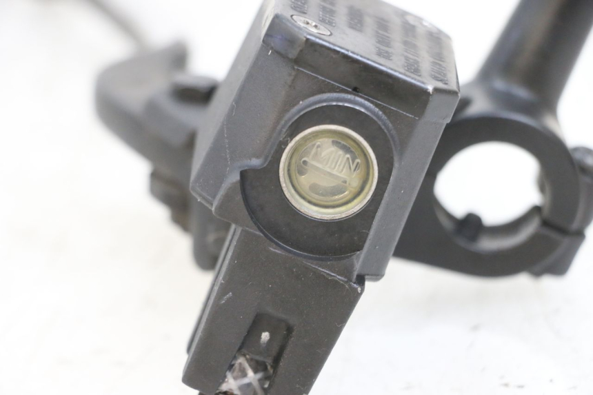 photo de FRONT MASTER CYLINDER YAMAHA X-MAX XMAX 125 (2010 - 2014)