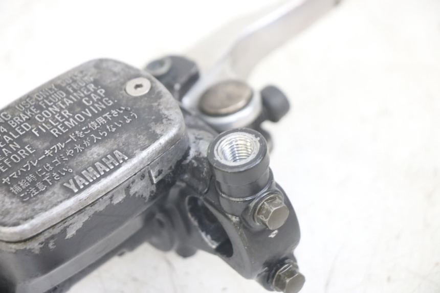 photo de FRONT BRAKE MASTER CYLINDER YAMAHA XJN DIVERSION 600 (2000 - 2003)
