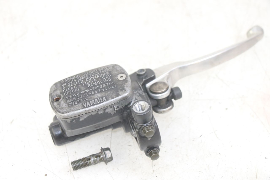 photo de FRONT BRAKE MASTER CYLINDER YAMAHA XJN DIVERSION 600 (2000 - 2003)