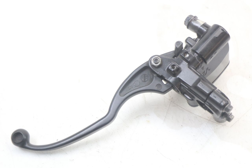 photo de FRONT MASTER CYLINDER YAMAHA XMAX X-MAX ABS 125 (2017 - 2020)